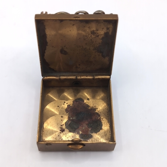 Vintage Handled Gold Tone Snuff / Pill Box with Rhinestones & Faux Pearl on Lid - Picture 6 of 12